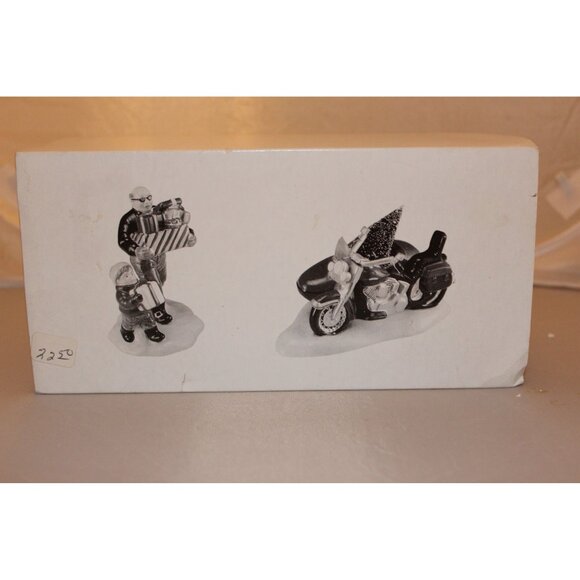 Dept 56 Snow Village - A Harley Davidson Christmas - Picture 5 of 5